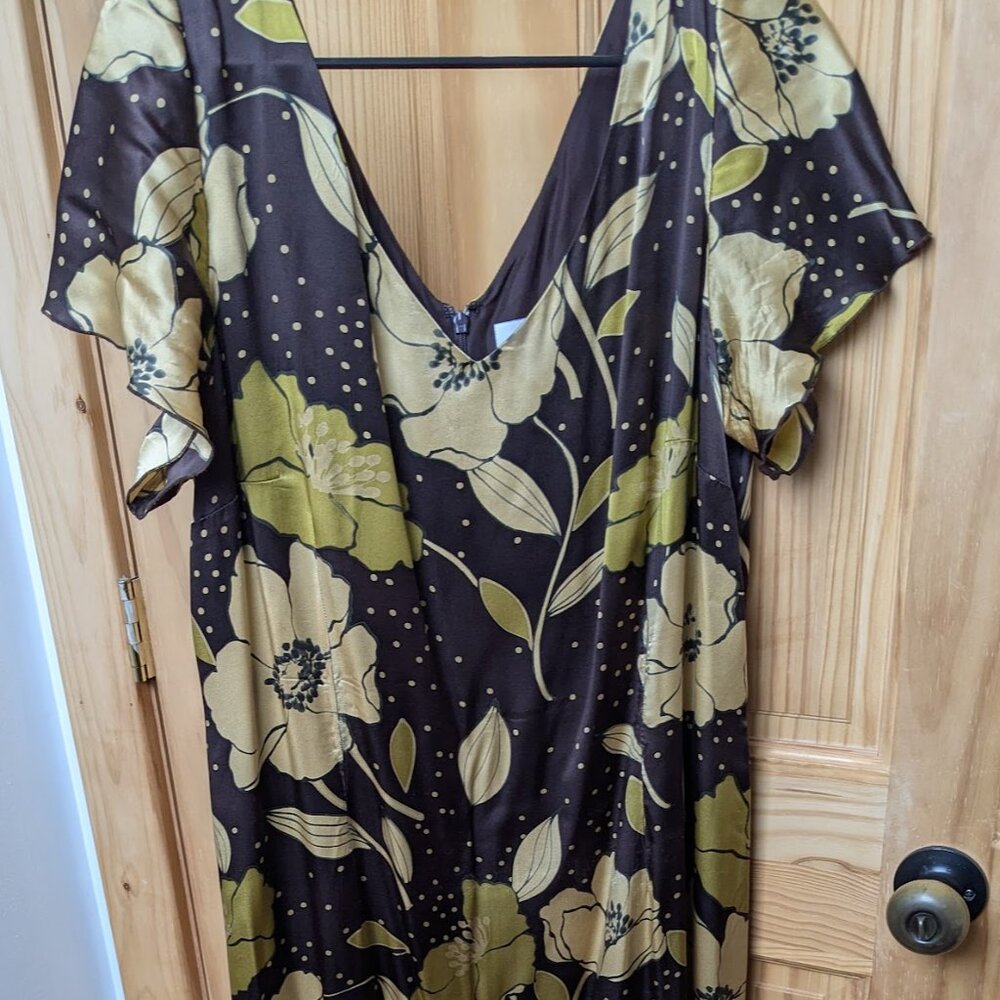 Garnet Hill 100%  Silk dress